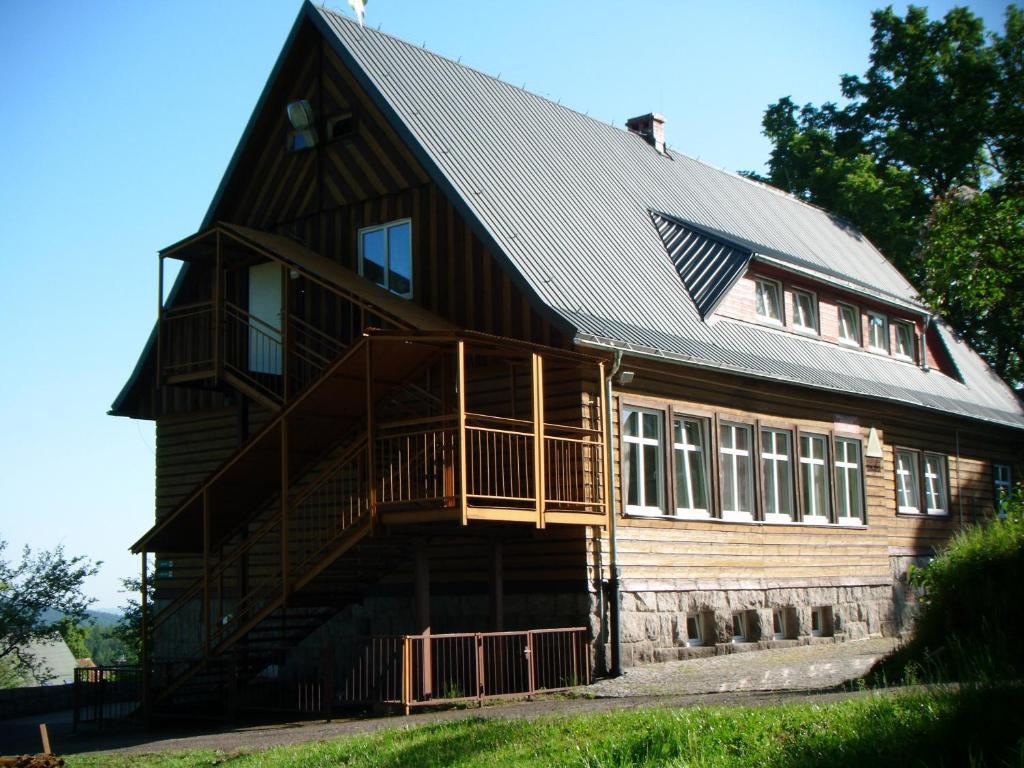 Hostel Szkolne Schronisko Mlodziezowe Zloty Widok Piechowice  Exterior foto